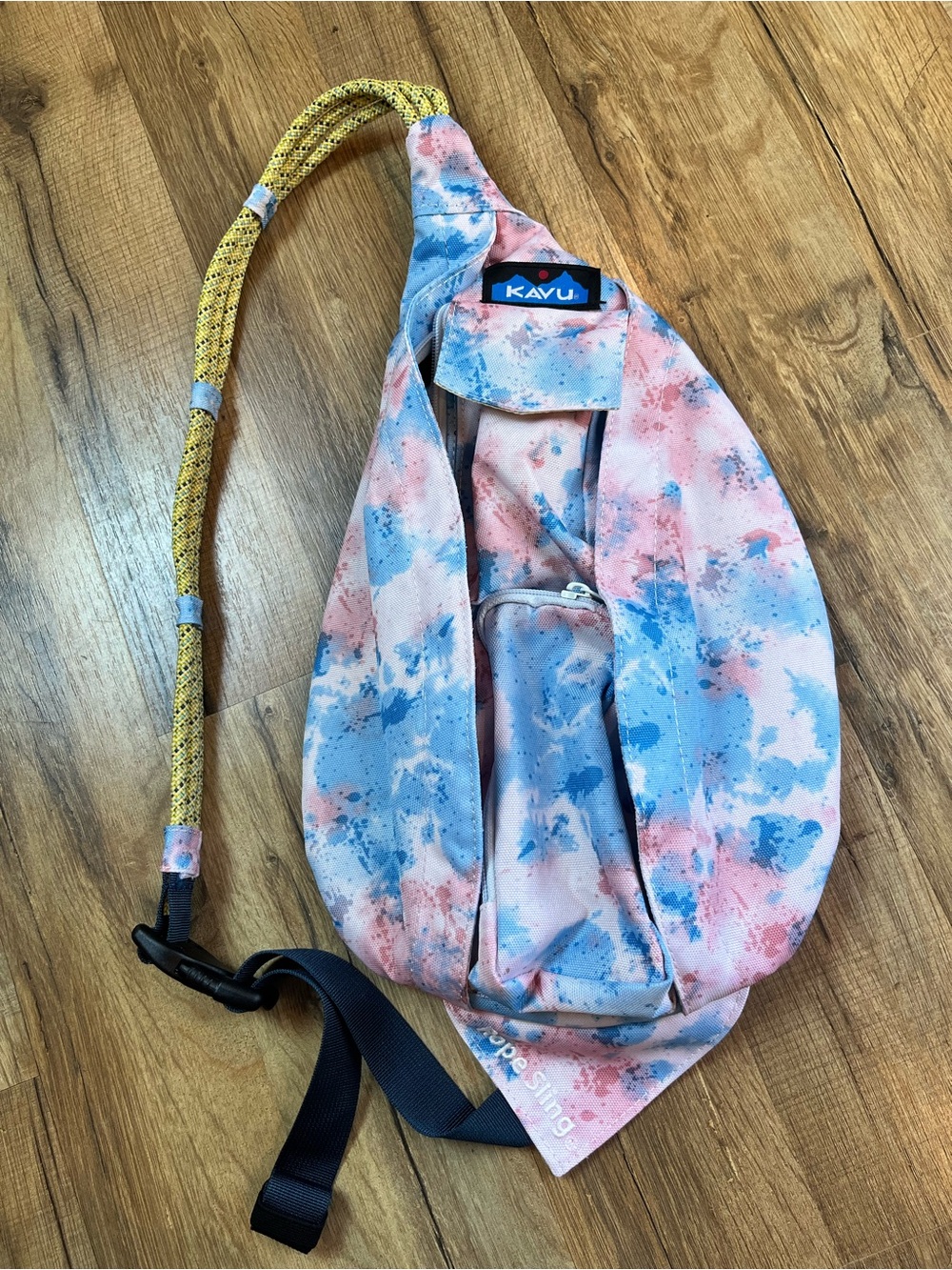 KAVU Women’s Pastel Tie-Dye Sling Bag - Pink & Blue